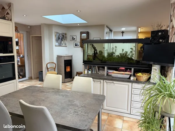 Maison 6 pièces 115 m² 