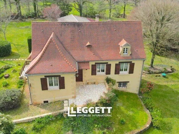 Maison 10 pièces 141 m² 
