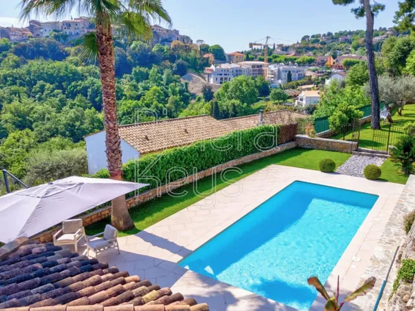 GATTIÈRES : Splendide villa de 4 chambres avec piscine, jardin p 