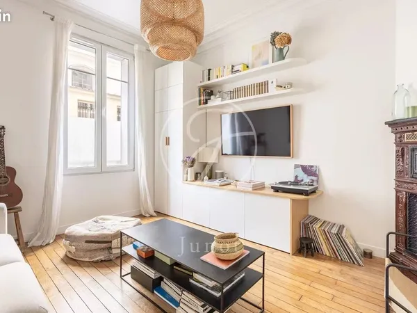 Local 54 m² Paris 16ème 