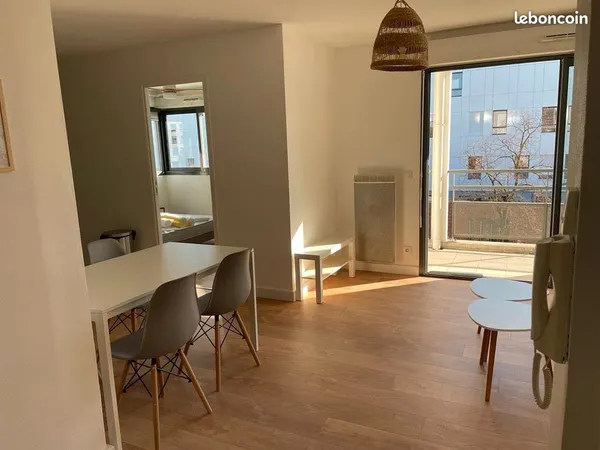 Chambre à louer Coliving tout inclus - Chartrons/Bassin à Flot 