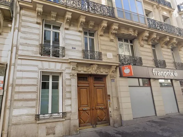 Studio 1 pièce 10 m² 
