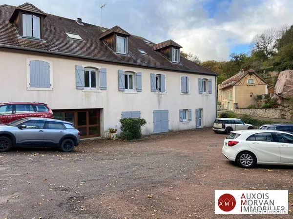 Studio 1 pièce 25 m² 
