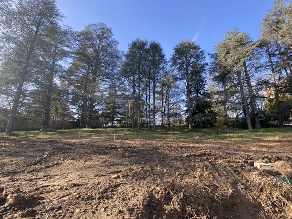 LOT 2 LES GRANDS BOIS - Terrain viabilisé 