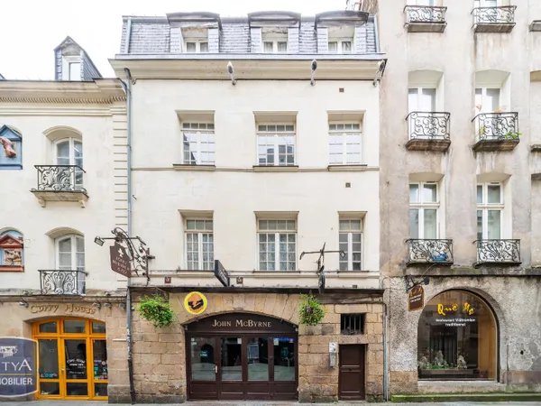 Studio 1 pièce 17 m² 