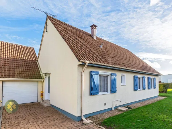 Maison de plain-pied 5 pièces 90 m² 