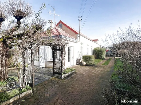 Longère 5 pièces 104 m² 