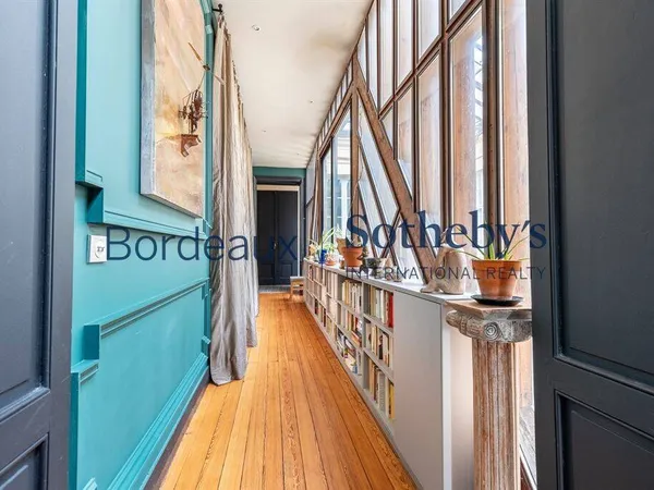 Appartement 6 pièces 206 m² 