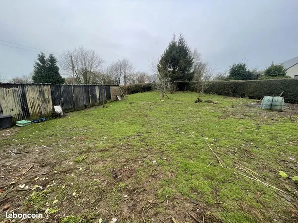 Terrain 653 m² Couville 