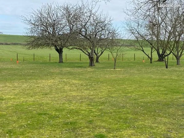 Terrain 640 m² 