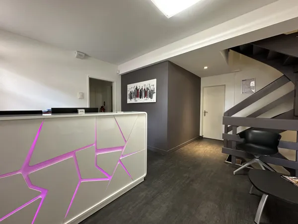 Bureaux - Orléans Centre - Belle Avenue - 170 m2 avec 3 park 