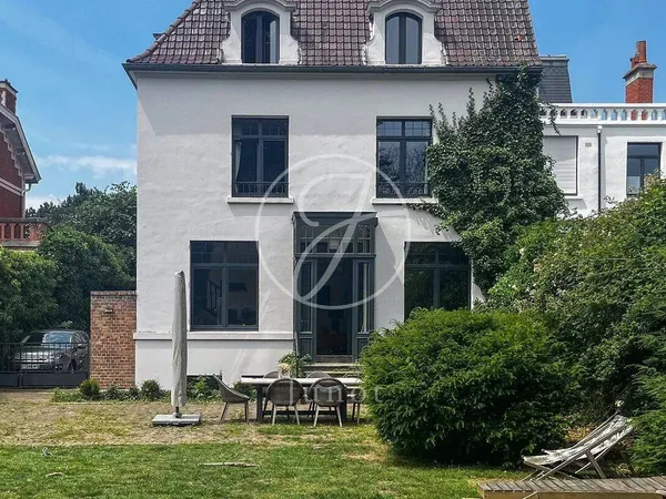 Maison 4 pièces 171 m² 