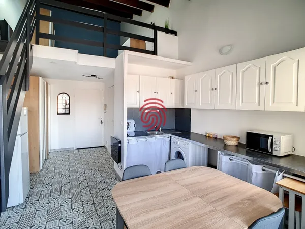 Studio cabine mezzanine 2 pièces 38 m² 