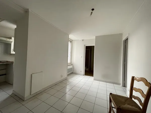 Appartement de T2 au centre de Sarras 