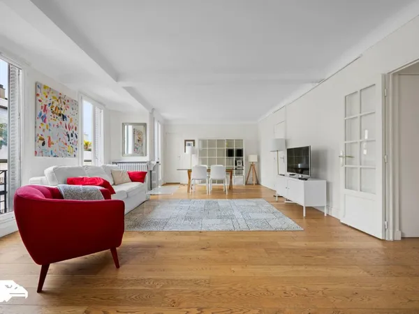 Location Appartement - 4 pièces - 110 m² - Paris - (75) 