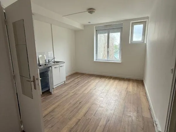 Studio 1 pièce 18 m² 