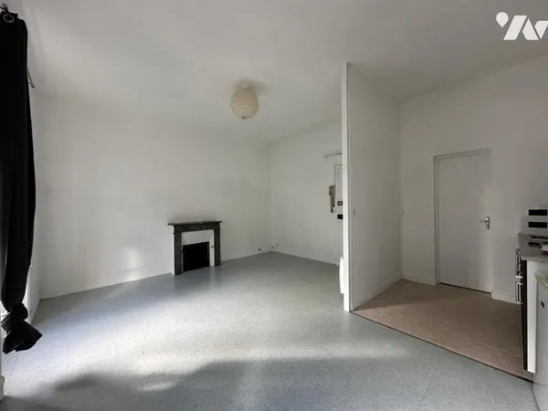 Studio 1 pièce 29 m² 