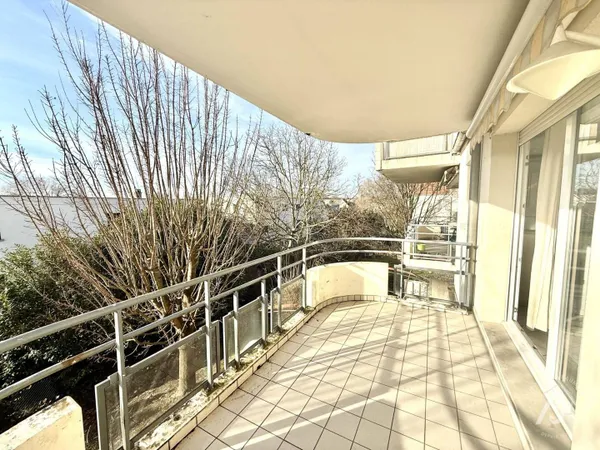 Appartement 3 pièces 61 m² 