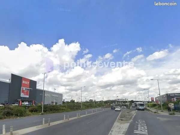 Fonds de commerce 600 m² 