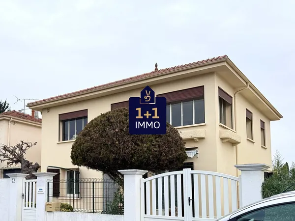 Maison avec Garage, atelier cuisine d'été 