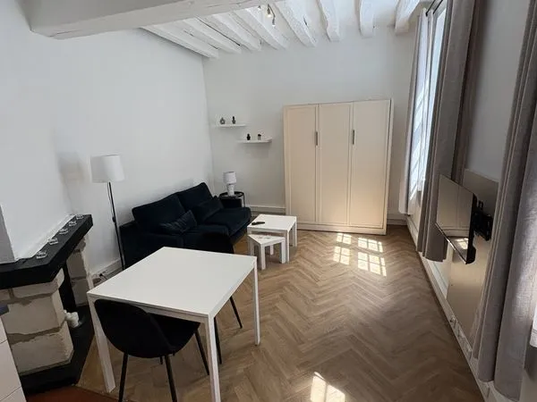 Studio meublé 28 m² - Rue Eau-de-Robec 