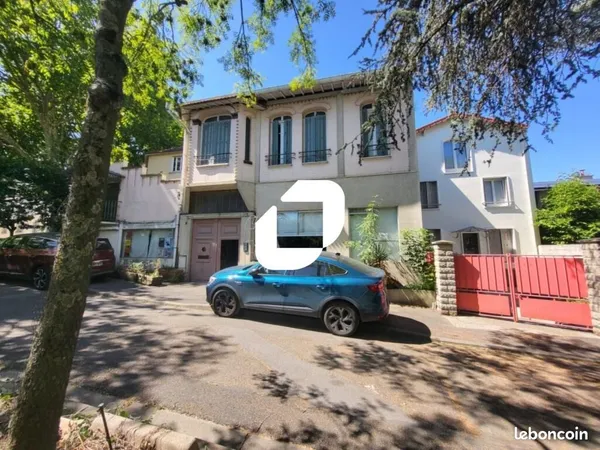 Bureau 44 m² 