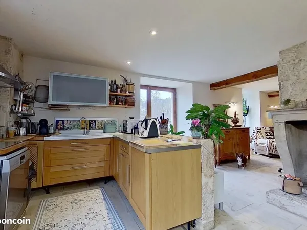 Maison 5 pièces 199 m² 