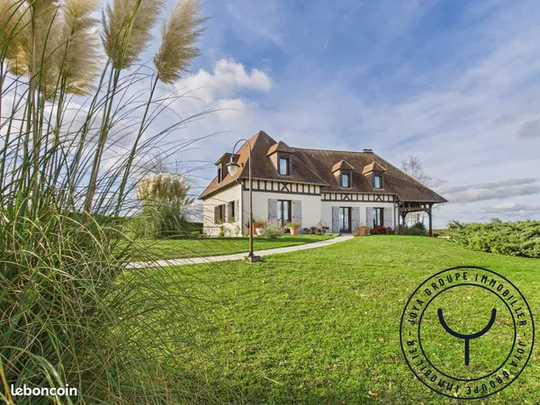 Propriété 5 pièces 170 m² 