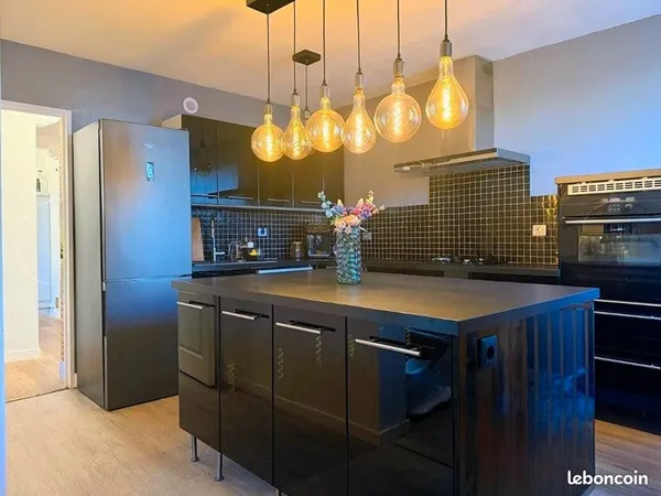 Appartement T4 85 m² avec jardin 200 m² 