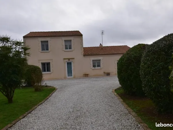 Pavillon 6 pièces 170 m² 