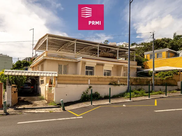 Maison Saint Denis 6 pièce(s) 143.22 m2 