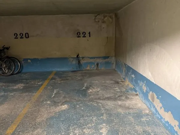 Parking 11 m²