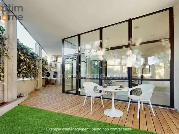 Studio 103 m² 