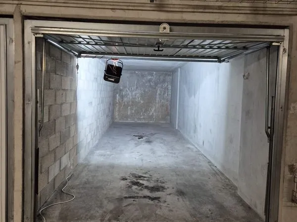 🅿️ Garage double sécurisé - Marseille 8e / Prado 