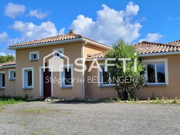 Maison 4 chambres double garage 9000m2 terrain 