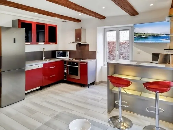 Territoire de Belfort (90) - À vendre Appartement rénové de 37,75 m² - 2e étage - Delle centre 