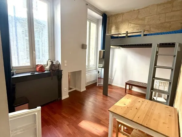 Appartement 1 pièce 18 m² 