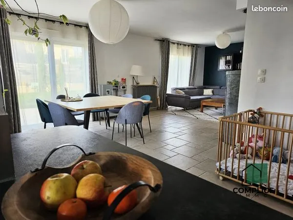 Maison 5 pièces 150 m² 