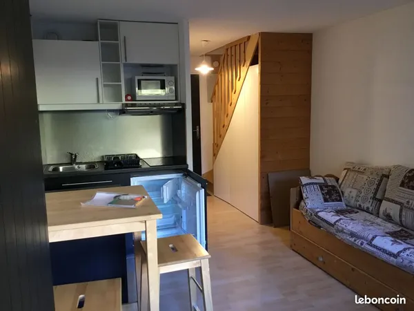 F2 meuble Bogeve centre 