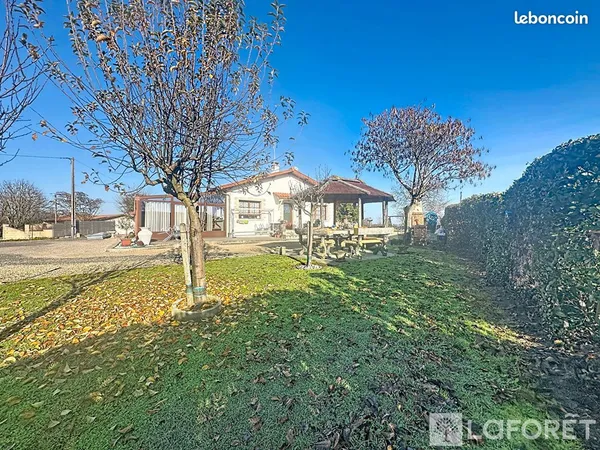 Propriété 6 pièces 310 m² 