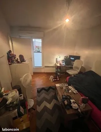 Studio 1 pièce 21 m² 