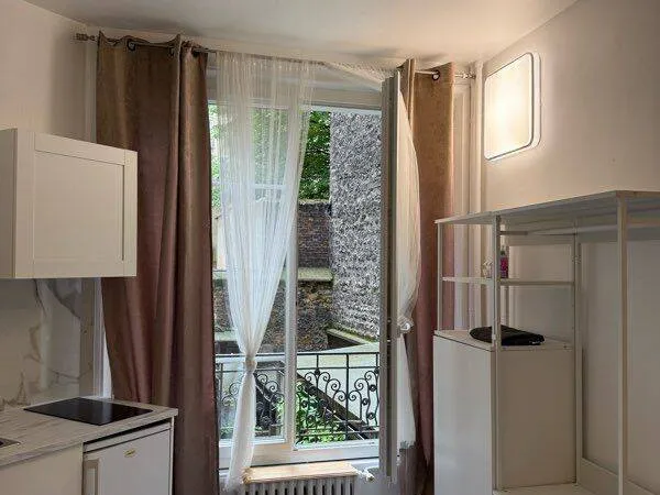 Appartement 1 pièce 18 m² 