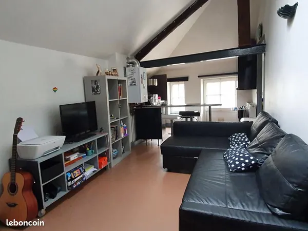 Studio 1 pièce 23 m² 