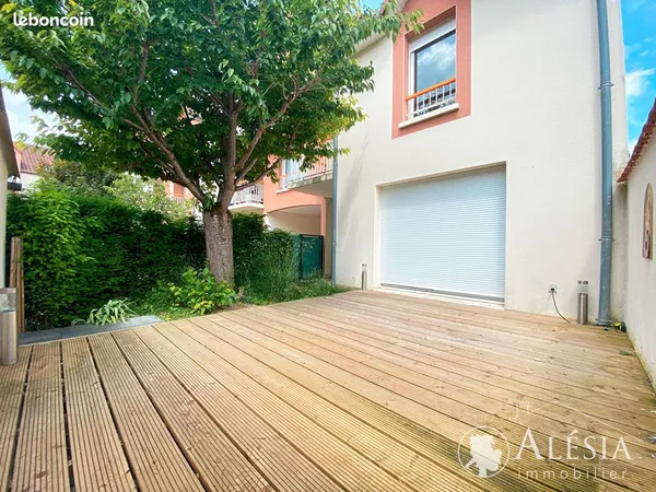 Triplex 5 pièces 118 m² 