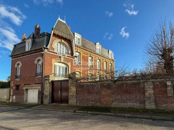 Maison 6 pièces 172 m² 