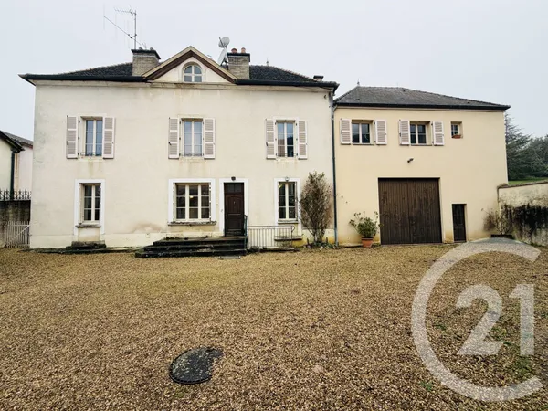 Maison 6 pièces 226 m² 