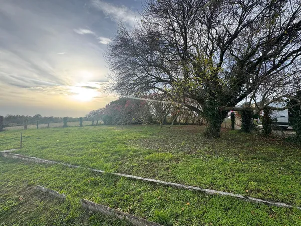 Terrain 675 m² 
