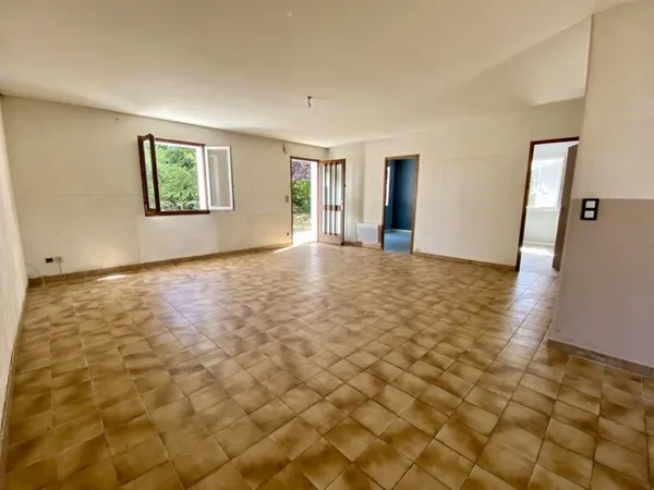 Maison de 5 pièces principales 