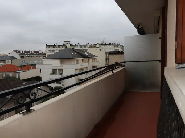 Studio 36 m² balcon quartier Mairie 94100 Saint Maur des Fossés 