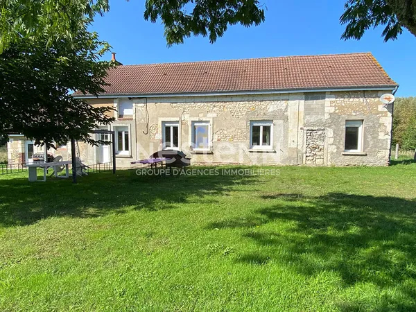 Longère rénovée à vendre - 137m2 - 4 chambres - Campagne de Mayet (72360) 
